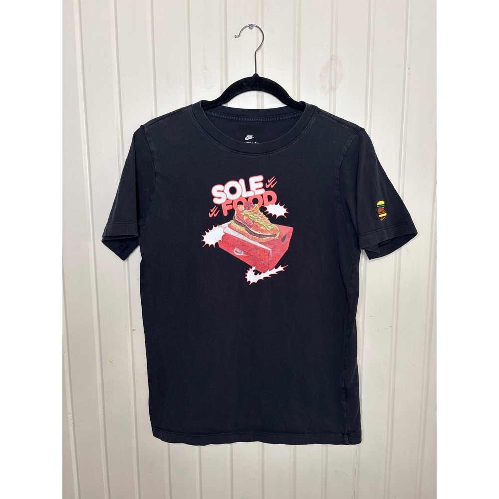 Nike Boys XL Sole Food Sneaker Burger Graphic T-Shirt Black Short Sleeve Tee